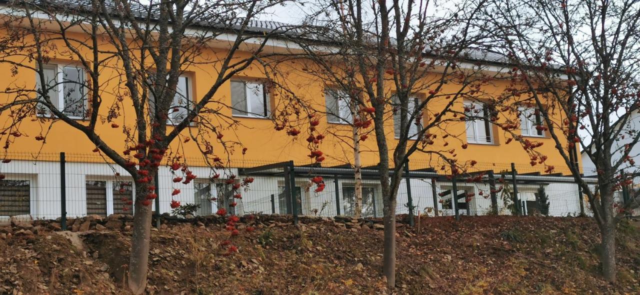 Apartman G4 Maty Frymburk Exteriör bild