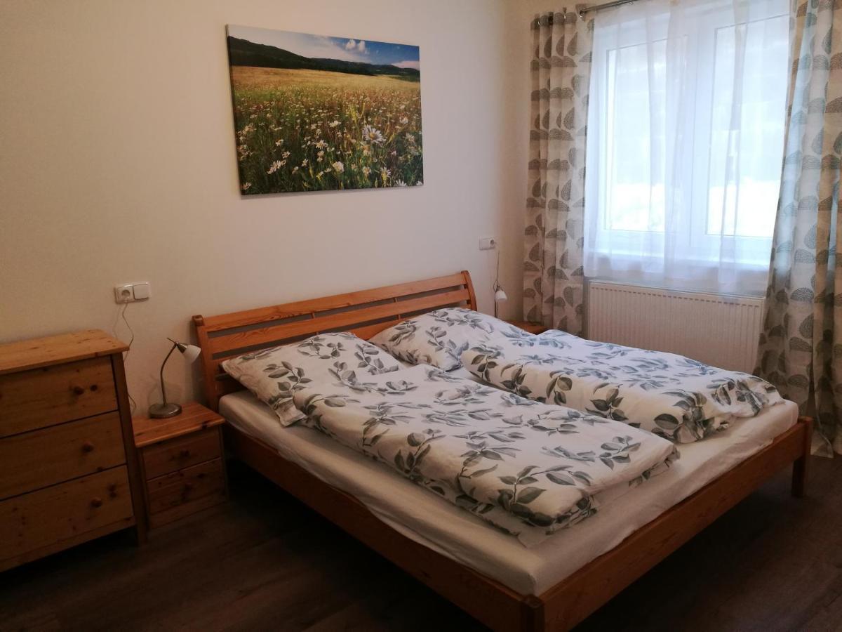 Apartman G4 Maty Frymburk Exteriör bild